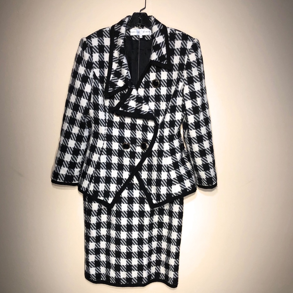 Lilly Rubin wool double breasted 100% wool suit.
